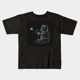 Cute kitty and wool for knitting lovers that love funny cats Kids T-Shirt